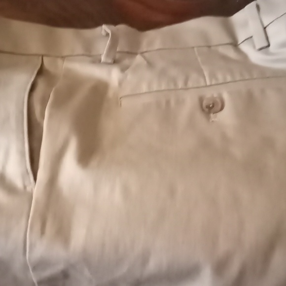 Men's Docker's casual tan slacks pants NWOT size 38. - Picture 4 of 7